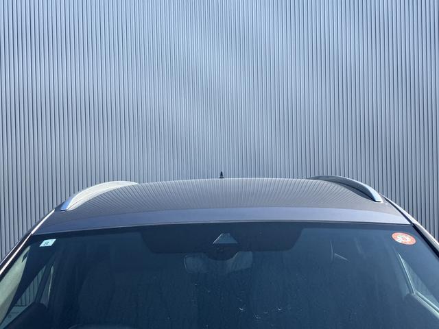 Ｑ４ ｅ－トロン ４０ｅ－トロン　Ｓ　ｌｉｎｅ　インテリアプラスＰ　スポーツサスペンション　シートヒーター　オートマチックテールゲート　ワイヤレスチャージング　パーシャルレザー　マトリクスＬＥＤヘッドライト（12枚目）