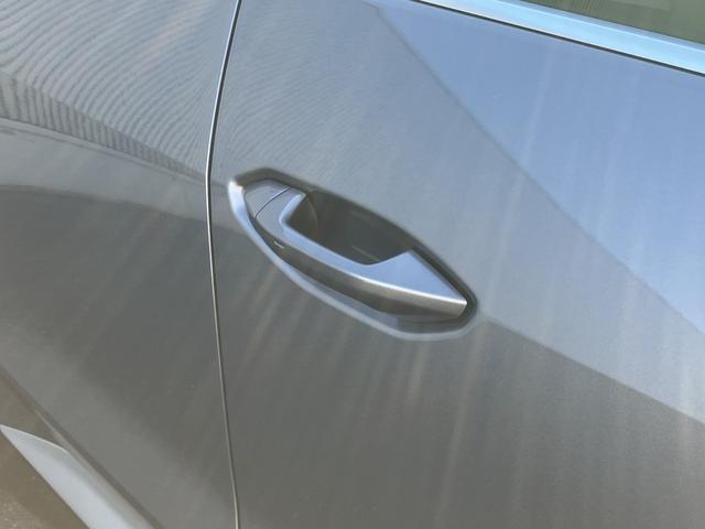 Ｑ４ ｅ－トロン ４０ｅ－トロン　Ｓ　ｌｉｎｅ　インテリアプラスＰ　スポーツサスペンション　シートヒーター　オートマチックテールゲート　ワイヤレスチャージング　パーシャルレザー　マトリクスＬＥＤヘッドライト（14枚目）