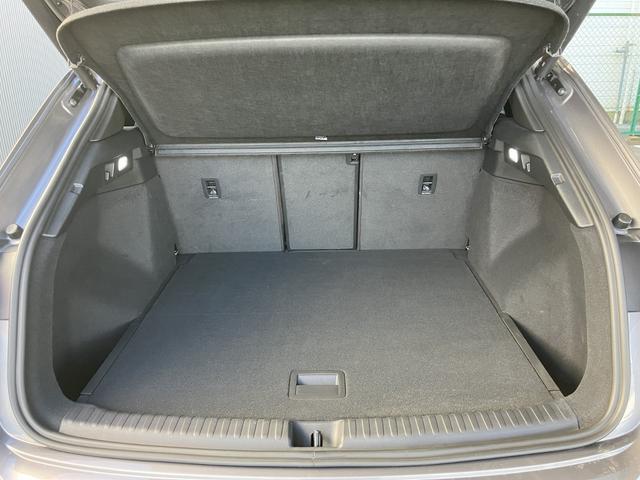 Ｑ４ ｅ－トロン ４０ｅ－トロン　Ｓ　ｌｉｎｅ　インテリアプラスＰ　スポーツサスペンション　シートヒーター　オートマチックテールゲート　ワイヤレスチャージング　パーシャルレザー　マトリクスＬＥＤヘッドライト（21枚目）