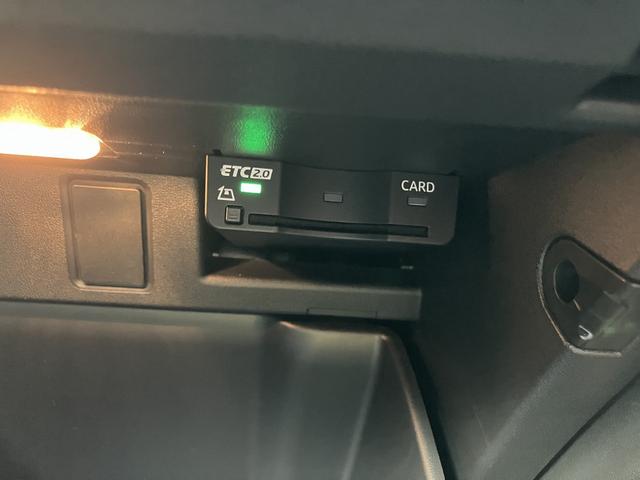 Ｑ４ ｅ－トロン ４０ｅ－トロン　Ｓ　ｌｉｎｅ　インテリアプラスＰ　スポーツサスペンション　シートヒーター　オートマチックテールゲート　ワイヤレスチャージング　パーシャルレザー　マトリクスＬＥＤヘッドライト（51枚目）