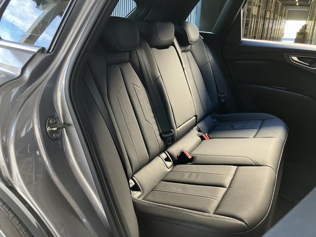 Ｑ４ ｅ－トロン ４０ｅ－トロン　Ｓ　ｌｉｎｅ　インテリアプラスＰ　スポーツサスペンション　シートヒーター　オートマチックテールゲート　ワイヤレスチャージング　パーシャルレザー　マトリクスＬＥＤヘッドライト（58枚目）