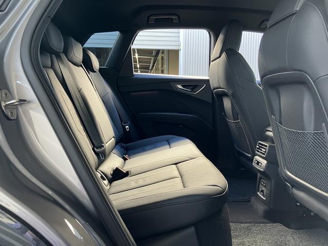 Ｑ４ ｅ－トロン ４０ｅ－トロン　Ｓ　ｌｉｎｅ　インテリアプラスＰ　スポーツサスペンション　シートヒーター　オートマチックテールゲート　ワイヤレスチャージング　パーシャルレザー　マトリクスＬＥＤヘッドライト（59枚目）