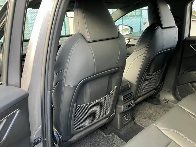 Ｑ４ ｅ－トロン ４０ｅ－トロン　Ｓ　ｌｉｎｅ　インテリアプラスＰ　スポーツサスペンション　シートヒーター　オートマチックテールゲート　ワイヤレスチャージング　パーシャルレザー　マトリクスＬＥＤヘッドライト（67枚目）