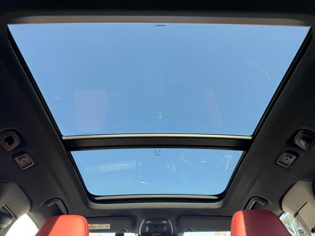 ＸＣ４０ Ｔ４　ＡＷＤ　インスクリプション　インテリセーフ標準　電動シート　レザーシート　シートヒーター　ハーマンカードンプレミアムオーディオ　センサスナビ　３６０°カメラ　ワイヤレススマートフォンチャージ　ダストボックス　ＥＴＣ　サンルーフ（38枚目）