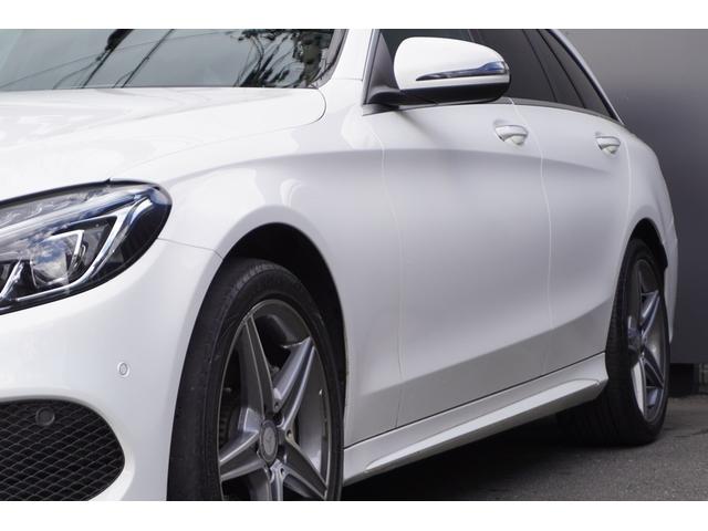 Ｃクラスステーションワゴン Ｃ２２０ｄ　ステーションワゴン　スポーツ　レーダーセーフティＰＫＧ　黒革シート　純正ＨＤＤナビ　地デジフルセグＴＶ　ＤＶＤビデオ　走行中可　リアビューカメラ　パークセンサー　オートリアゲート　アイドリングストップ　スマートキー　スペアキー（4枚目）