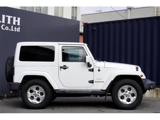 ジープ・ラングラー サハラ 後期モデル 2014〜2025毎年ディーラー記録有 禁煙 18インチAW カロッツェリアナビ 地デジTV 走行中可 ブルートゥース ドラレコ リア&サイドビューカメラ クルーズコントロール スペアキー(15枚目)