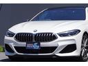 Ｍ８５０ｉ　ｘＤｒｉｖｅ　グランクーペ　電動サンシェード付パノラミックサンルーフ　ブラック＆ブラウンレザーシート　純正ナビ　地デジＴＶ　走行中可　３６０カメラ　ドラレコ　ハーマンカードン　インテリジェントパーソナルアシスタント(3枚目)