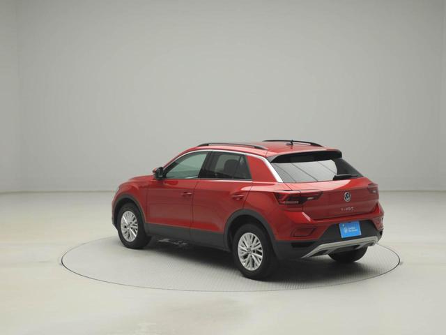 T-ロック TSI アクティブ 認定中古車 アダクティブクルーズコントロール(全車速追従機能付き) レーンキープアシスト パークディスタンスコントロール レーンチェンジアシスト 駐車支援システム リヤトラフィックアラート(3枚目)