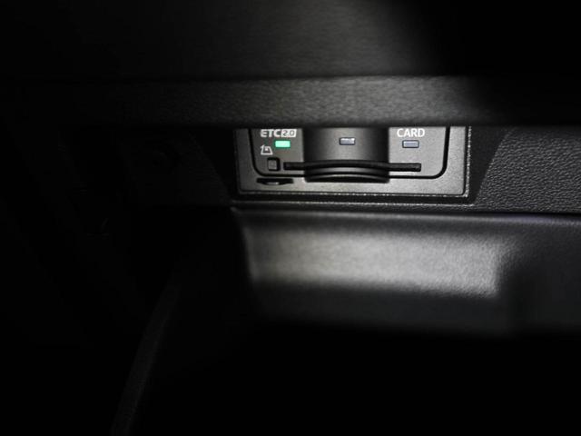 ゴルフ ＴＤＩアクティブアドバンス　プラチナムエディション　認定中古車　アダクティブクルーズコントロール（全車速追従機能付き）　レーンキープアシスト　レーンチェンジアシスト　パークディスタンスコントロール　リヤトラフィックアラート　デジタルメータークラスター（17枚目）