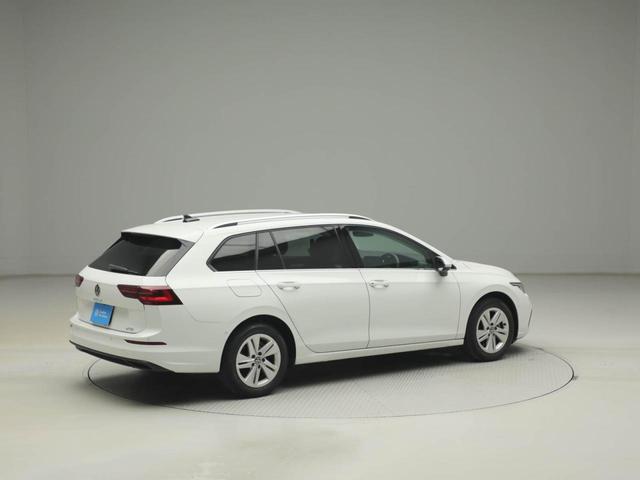 ゴルフヴァリアント eTSI アクティブ 認定中古車 アダクティブクルーズコントロール(全車速追従機能付き) レーンキープアシスト レーンチェンジアシスト パークディスタンスコントロール リヤトラフィックアラート デジタルメータークラスター(5枚目)