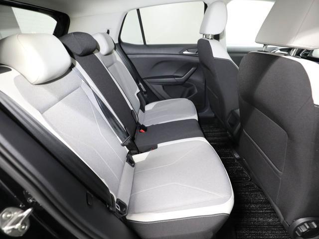 T-クロス TSI スタイル 認定中古車 アダクティブクルーズコントロール(全車速追従機能付き) レーンキープアシスト レーンチェンジアシスト パークディスタンスコントロール リヤトラフィックアラート デジタルメータークラスター(12枚目)