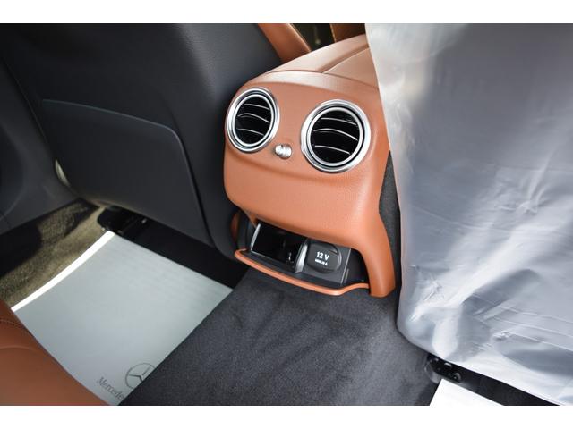 E250 アバンギャルド スポーツ サドルブラウン本革シート(20枚目)