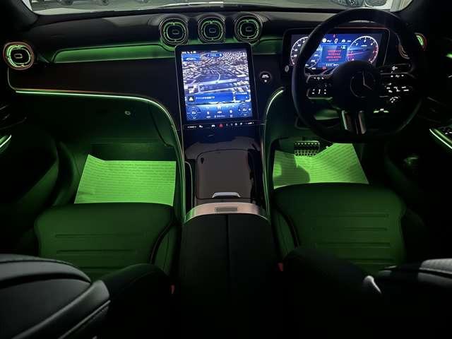 ＧＬＣ ＧＬＣ２２０ｄ　４マチック　クーペ　（ＩＳＧ搭載モデル）　ＡＭＧラインパッケージ　元デモカー　禁煙車（3枚目）