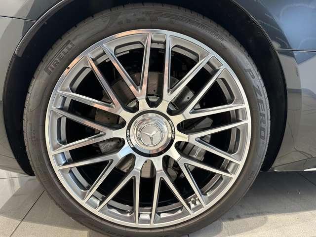 ＧＴ ４３　クーペ　ＭＰ２０２５０１　ヘッドアップディスプレイ　２１インチＡＭＧアルミホイール鍛造　パノラミックルーフルーフパッケージ　ＡＭＧパフォーマンスパッケージ　元デモカー　　禁煙車（18枚目）