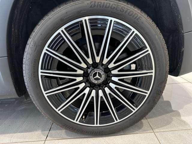 ＧＬＢ ＧＬＢ２００ｄ　４マチック　ＡＭＧラインパッケージ　４ＷＤ　ＭＰ２０２５０２　元デモカー　禁煙車（3枚目）