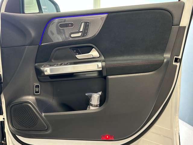 ＧＬＢ ＧＬＢ２００ｄ　４マチック　ＡＭＧラインパッケージ　４ＷＤ　ＭＰ２０２５０２　元デモカー　禁煙車（13枚目）