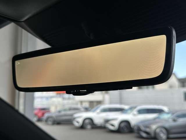 Ｖクラス Ｖ２２０ｄ　ロング　ＡＭＧラインパッケージ　ディーゼルターボ　ワンオーナー車　禁煙車　パノラミックスライディングルーフ（2枚目）