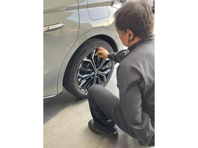 ��C�X�^�b�t���z�C�[���̉���𗎂Ƃ��Y��Ɏd�グ�܂��B