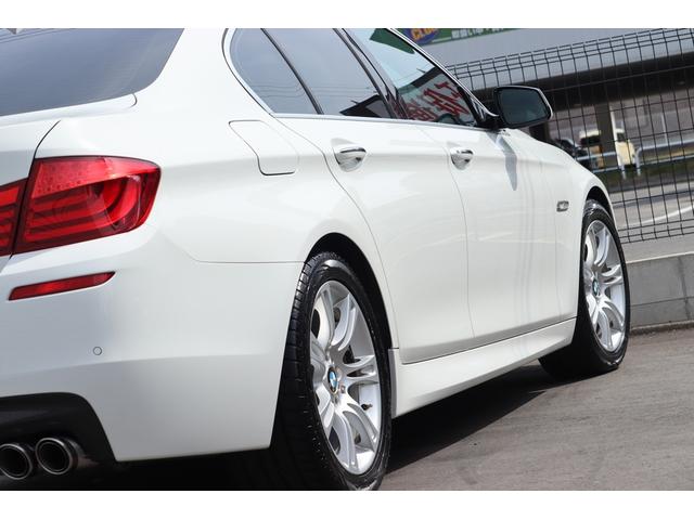 ５２８ｉ　Ｍスポーツパッケージ　ＦＲ　直６　ＮＡ・シルキーシックス・Ｍエアロスタイル・ＲＥＭＵＳマフラー・オートトランク・黒革・サンルーフ・Ｍ１８インチＡＷ・Ｂカメラ・ＴＶ・ＤＶＤ再生・シートヒーター・車幅センサー・スマートキー(22枚目)