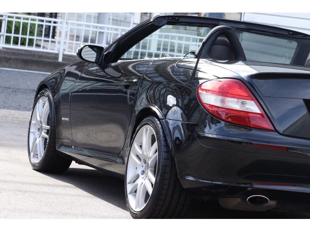 SLK SLK200コンプレッサー スポーツED 250台限定車・特別仕様・電動オープン・エアスカーフ・シートヒーター・レッドシートベルト・Rスポイラー・専用18インチAW・レッドステッチ黒革シート・レッドキャリパー仕様・車幅センサー・HIDライト(14枚目)