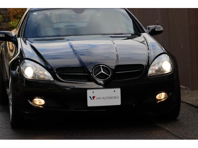 SLK SLK200コンプレッサー スポーツED 250台限定車・特別仕様・電動オープン・エアスカーフ・シートヒーター・レッドシートベルト・Rスポイラー・専用18インチAW・レッドステッチ黒革シート・レッドキャリパー仕様・車幅センサー・HIDライト(28枚目)