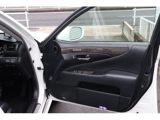 �{�ԗ��̓����͊e���ʐ^�ɃR�����g���Ă܂Ƃ߂Ă���܂����A�L�ڂ̑��ɂ����`��������Ȃ����͂������������܂��B���񂨋C�y�ɂ��₢���킹�������B