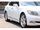 ＬＳ４６０　バージョンＳ　Ｉパッケージ　黒革・サンルーフ・カードキー・純正ナビ・ＴＶ・Ｂカメラ・純正１９インチＡＷ・自動トランク・車幅センサー・ソフトクローズドア・エアシート・シートヒーター・電動シェード・ウッドコンビＨ・アルカンタラルーフ（23枚目）