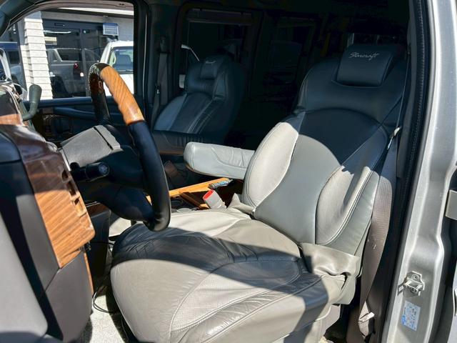 シボレーエクスプレス 　スタークラフト（24枚目）