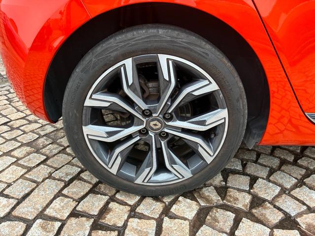ルーテシア インテンス　テックパック　ワンオーナー　禁煙車　衝突軽減ブレーキ　マルチメディアＥＡＳＹＬＩＮＫ　全方位モニター　ＥＴＣ　前後ドラレコ　ＡＣＣ　ＬＥＤヘッドライト　シートヒーター　レザーシート　取扱説明書　スペアキー有り（39枚目）