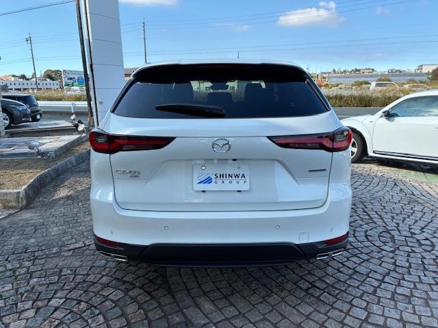 ＣＸ－６０ ＸＤ　Ｌパッケージ　ワンオーナー　禁煙車　衝突軽減ブレー純正１２．３インチフルセクナビ　ＥＴＣ　全周囲カメラ　ＲＣＣ　黒革シート　パワーシート　シート／ステアリングヒーター　電動リアゲート　取扱説明書　スペアキー有（7枚目）