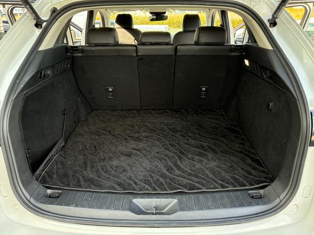 ＣＸ－６０ ＸＤ　Ｌパッケージ　ワンオーナー　禁煙車　衝突軽減ブレー純正１２．３インチフルセクナビ　ＥＴＣ　全周囲カメラ　ＲＣＣ　黒革シート　パワーシート　シート／ステアリングヒーター　電動リアゲート　取扱説明書　スペアキー有（35枚目）