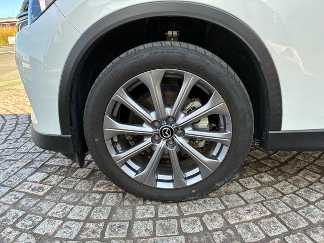 ＣＸ－６０ ＸＤ　Ｌパッケージ　ワンオーナー　禁煙車　衝突軽減ブレー純正１２．３インチフルセクナビ　ＥＴＣ　全周囲カメラ　ＲＣＣ　黒革シート　パワーシート　シート／ステアリングヒーター　電動リアゲート　取扱説明書　スペアキー有（44枚目）