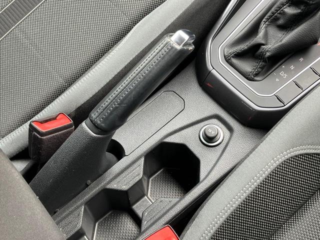 ポロ TSIハイライン 禁煙車 LEDライト フォグランプ ACC CD/DVD バックカメラ App-Connect ETC 認定中古車(26枚目)