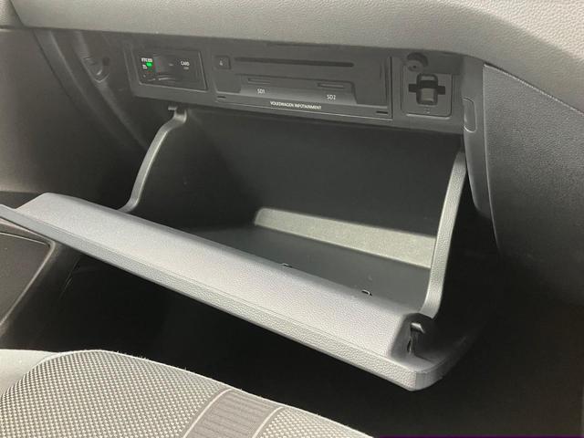ポロ TSIハイライン 禁煙車 LEDライト フォグランプ ACC CD/DVD バックカメラ App-Connect ETC 認定中古車(31枚目)