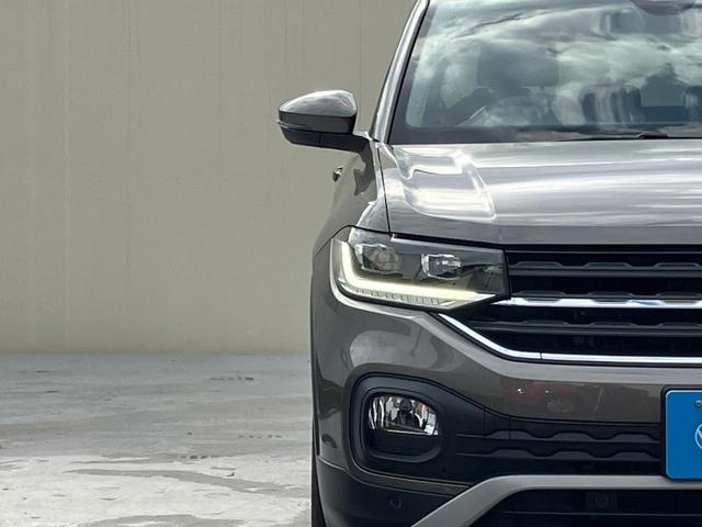 T-クロス TSI アクティブ 禁煙車 LEDライト フォグランプ ACC レーンアシスト 後方死角検知機能 障害物センサー バックカメラ App-Connect ETC 認定中古車(11枚目)