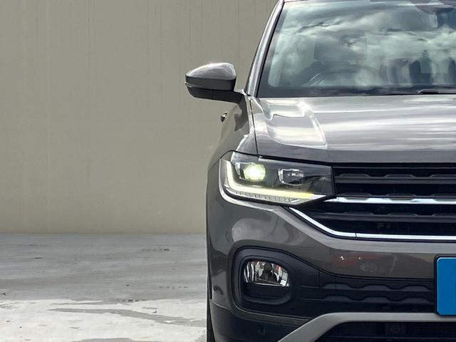 T-クロス TSI アクティブ 禁煙車 LEDライト フォグランプ ACC レーンアシスト 後方死角検知機能 障害物センサー バックカメラ App-Connect ETC 認定中古車(12枚目)