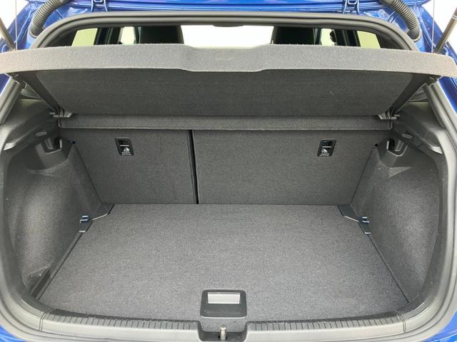 ポロ TSI Rライン IQライト ACC トラベルアシスト デジタルメーター レーンアシスト 後方死角検知機能 障害物センサー バックカメラ App-Connect ワイヤレスチャージ パドルシフト ETC 認定中古車(49枚目)