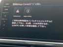 2ゾーンフルオートエアコン。運転席、助手席それぞれ独立した温度調整が可能です。タッチコントロールが採用され、スマートフォン感覚で操作できます。