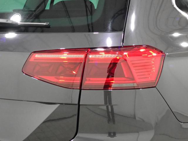 TSIエレガンスアドバンス 禁煙車 レザーシート シートヒーターアダプティブルクルーズコントロール 電動リアゲート LEDマトリックスヘッドライト 純正ナビTV App-Connect Bluetooth(13枚目)