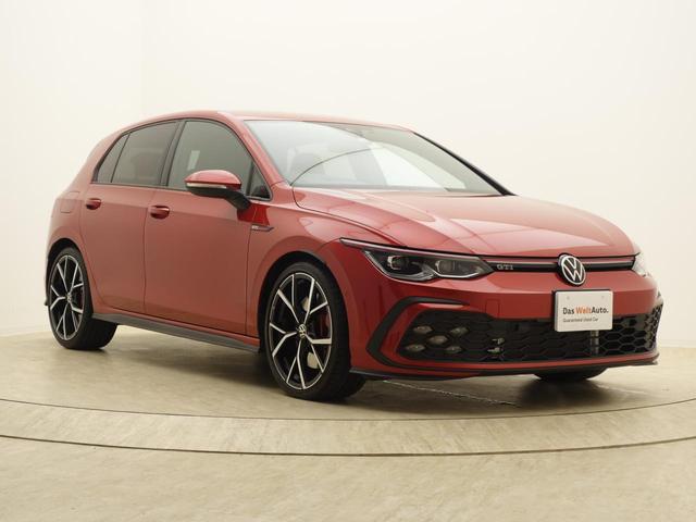 ゴルフＧＴＩ ベースグレード　純正ナビ　テクノロジーパッケージ　ＤＣＣ　１９インチアルミホイール（9枚目）