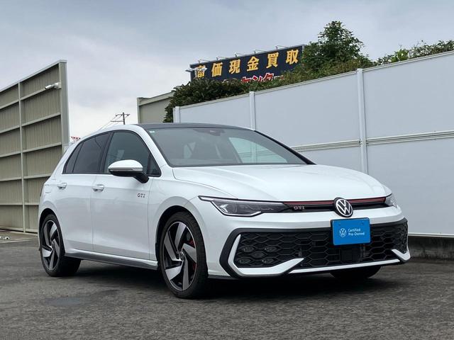 ゴルフＧＴＩ ベースグレード　ＤｅｍｏｃａｒＬＥＤライト　トラベルアシスト　アンビエントライト　ワイヤレスチャージ　デジタルメータ　シートヒーター　ブラインドスポット　レーンアシスト　アップコネクト　ステアリングヒーター　ＡＣＣ（10枚目）