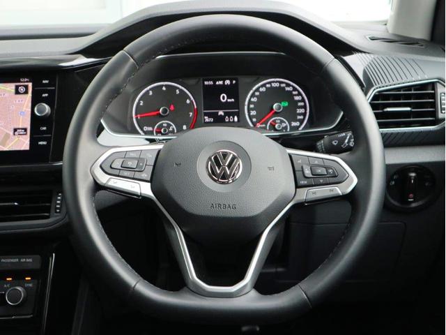 TSI 1stプラス 認定中古車 デモカー 禁煙車 純正ナビ Bluetooth ETC USB フルセグTV バックカメラ(12枚目)