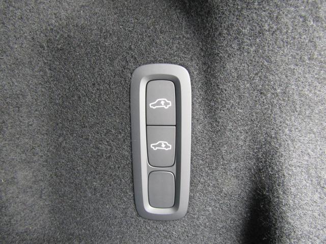 ＸＣ６０ ウルトラ　Ｂ５　ＡＷＤ　弊社試乗車　Ｇｏｏｇｌｅ搭載　前後シートヒーター　全車速追従クルーズコントロール　パイロットアシスト　３６０度ビューモニター（45枚目）