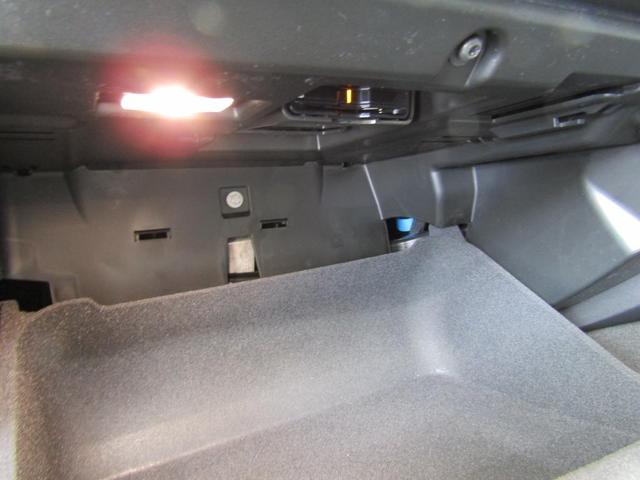 ＸＣ６０ ウルトラ　Ｂ５　ＡＷＤ　弊社試乗車　Ｇｏｏｇｌｅ搭載　前後シートヒーター　全車速追従クルーズコントロール　パイロットアシスト　３６０度ビューモニター（48枚目）