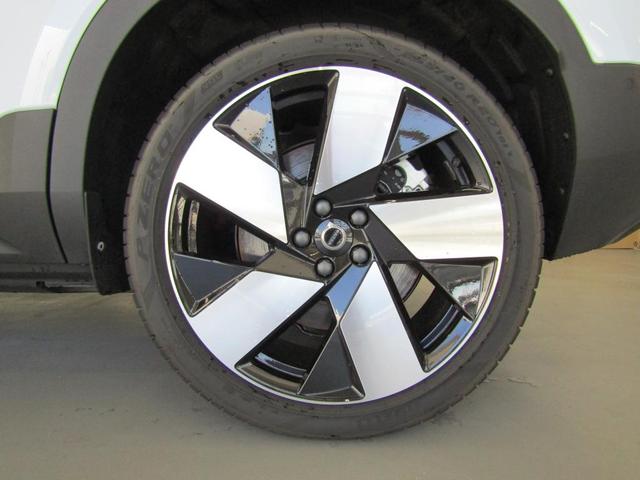 Ｃ４０リチャージ リチャージ　アルティメットシングルモーター　Ｃｌａｓｓｉｃモデル　Ｇｏｏｇｌｅ搭載　全車速追従クルーズコントロール　パイロットアシスト　３６０度ビューモニター（15枚目）