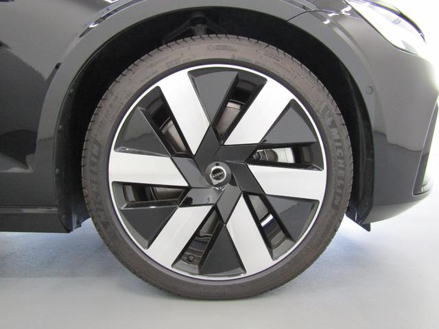 Ｖ６０ ウルトラ　Ｔ６　ＡＷＤ　プラグインハイブリッド　弊社試乗車　Ｇｏｏｇｌｅ搭載　前席シートヒーター　全車速追従クルーズコントロール　パイロットアシスト　３６０度ビューモニター（12枚目）