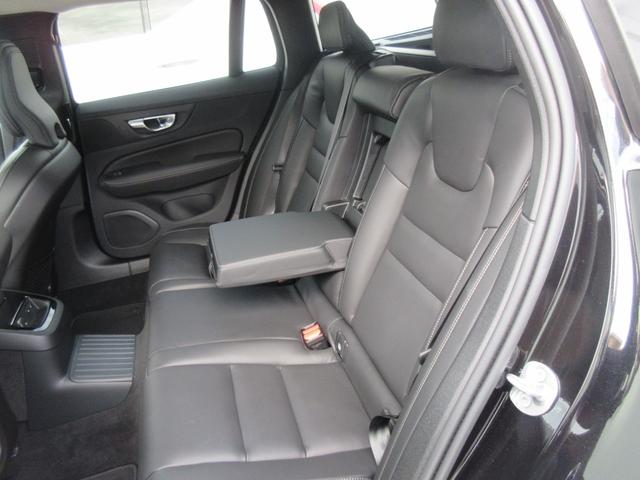 Ｖ６０ ウルトラ　Ｔ６　ＡＷＤ　プラグインハイブリッド　弊社試乗車　Ｇｏｏｇｌｅ搭載　前席シートヒーター　全車速追従クルーズコントロール　パイロットアシスト　３６０度ビューモニター（26枚目）