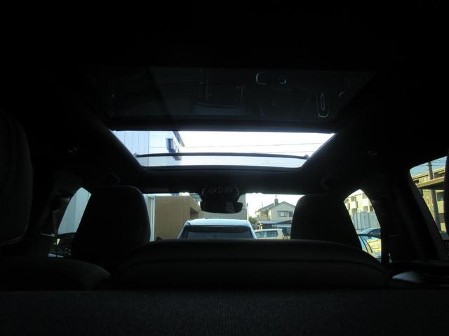 VOLVO XC40 ULTRA B4 AWD DARK EDITION