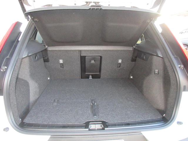 VOLVO XC40 ULTRA B4 AWD DARK EDITION