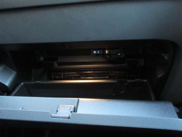 VOLVO XC40 ULTRA B4 AWD DARK EDITION